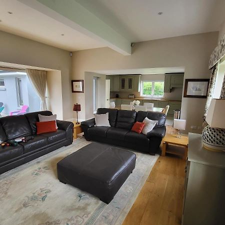The Coach House Villa Dublin Exterior foto